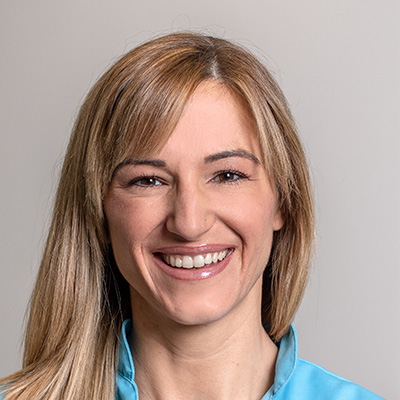 Dr. Lisa Pesendorfer